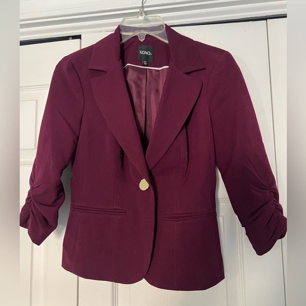 XOXO Women's Burgundy Blazer